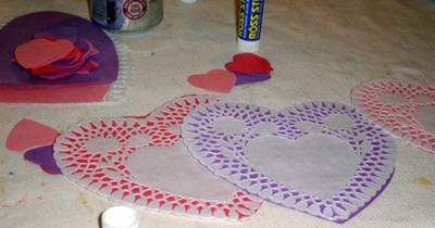 Craft Ideas Doilies on Doily Heart Door Hanger Project